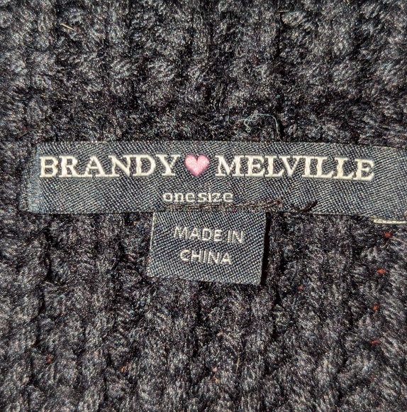Brandy Melville cropped black sweater, one size - Picture 7 of 9